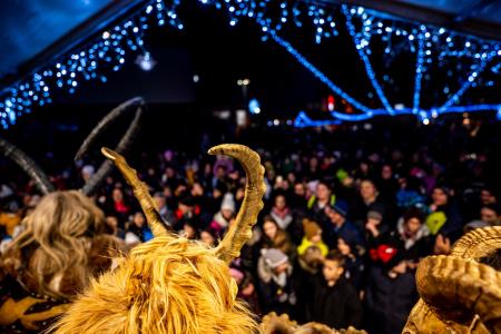 Parklni in Krampusi so nas obiskali (12)